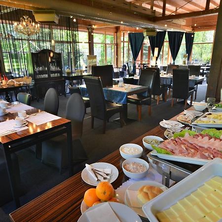 Parkhotel Morris Nový Bor Zewnętrze zdjęcie