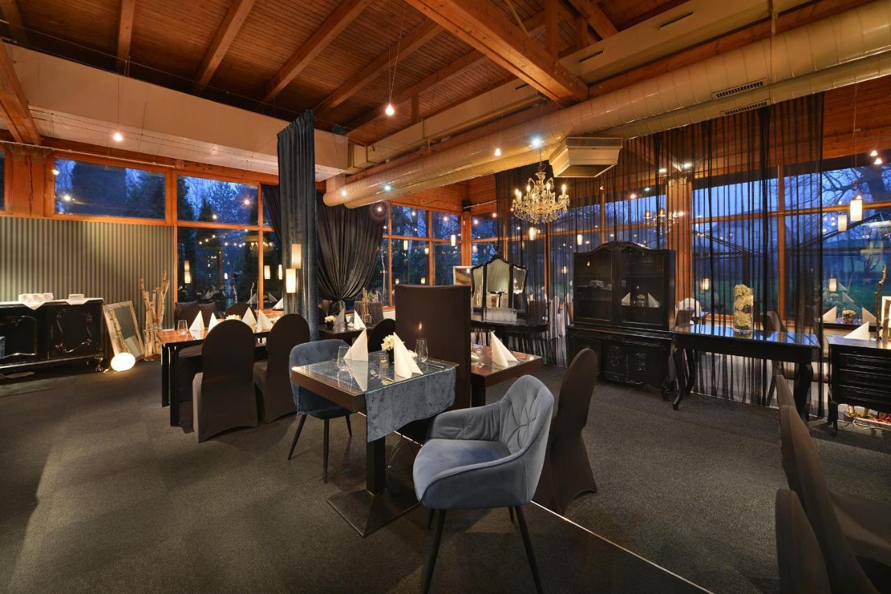 Parkhotel Morris Nový Bor Zewnętrze zdjęcie