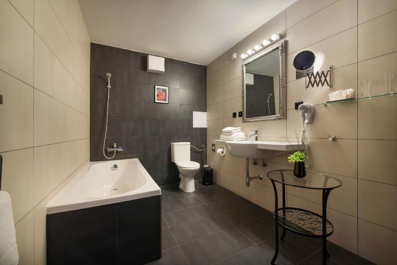 Parkhotel Morris Nový Bor Zewnętrze zdjęcie