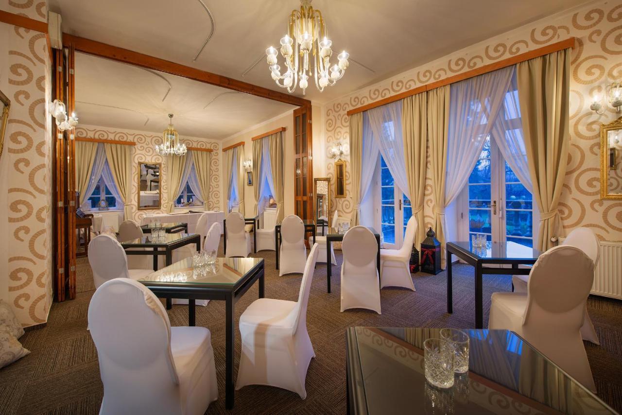 Parkhotel Morris Nový Bor Zewnętrze zdjęcie