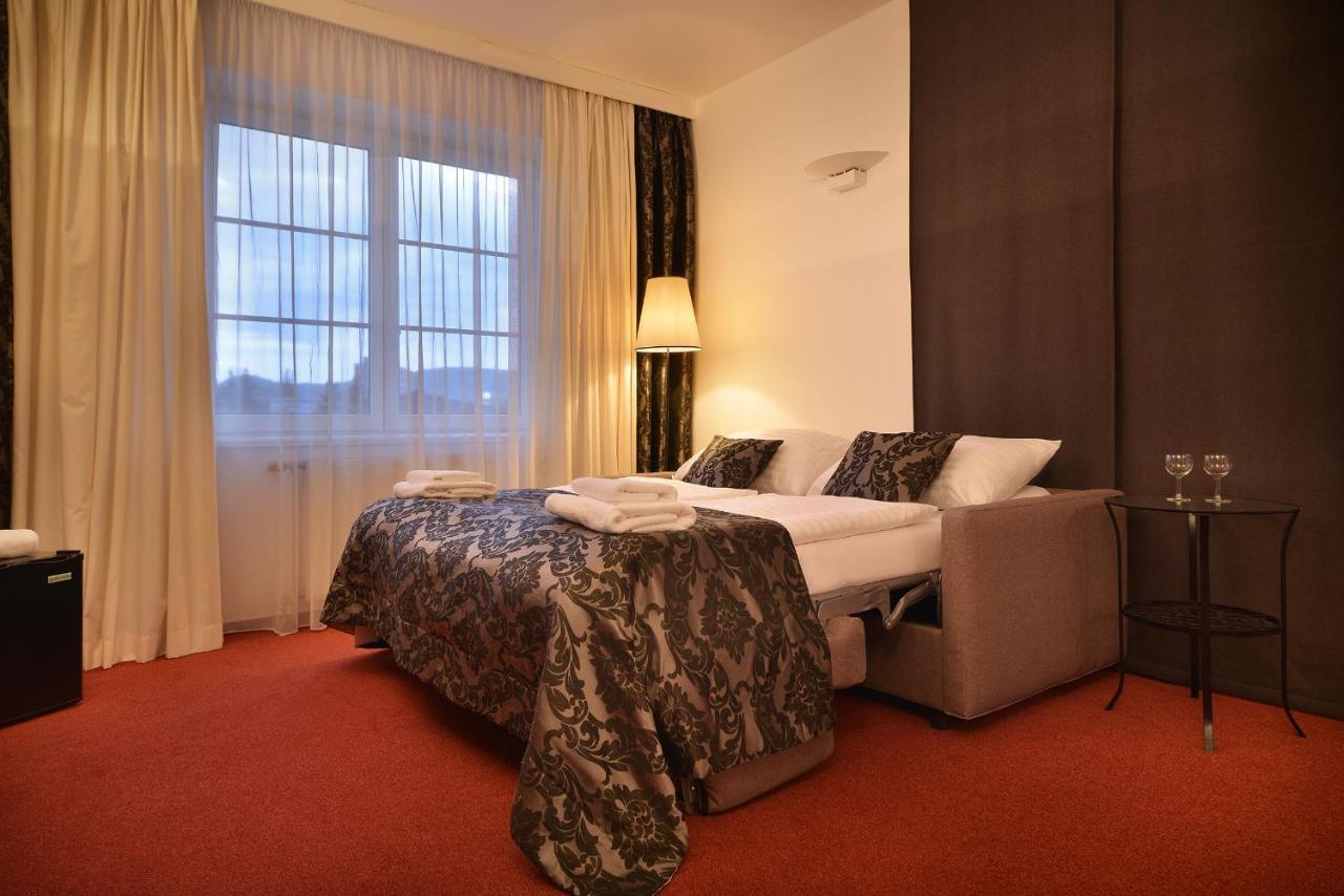 Parkhotel Morris Nový Bor Zewnętrze zdjęcie