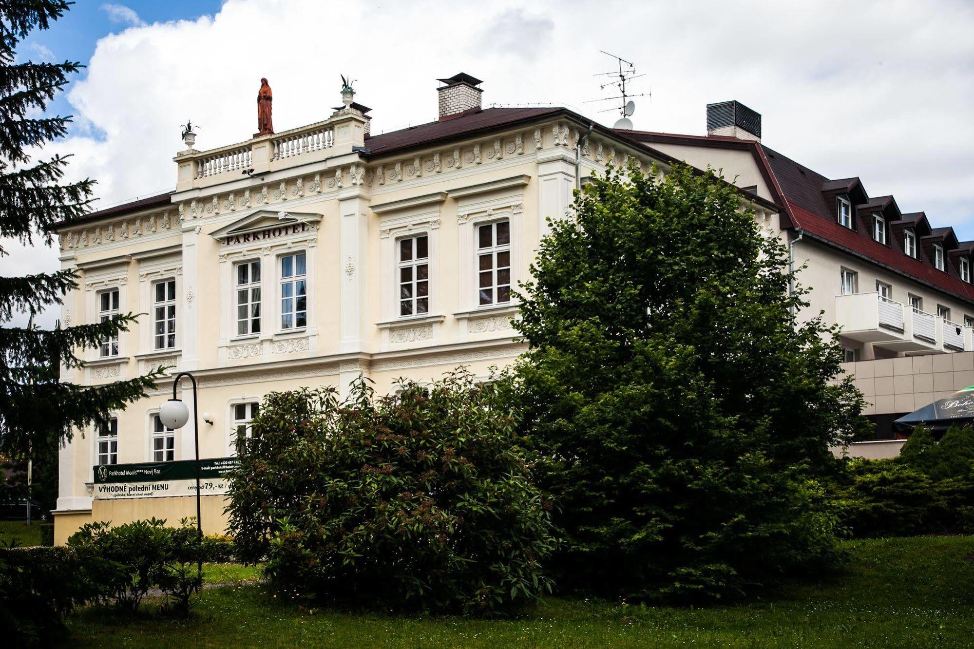 Parkhotel Morris Nový Bor Zewnętrze zdjęcie